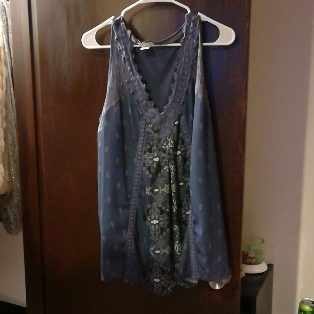 Blouse.